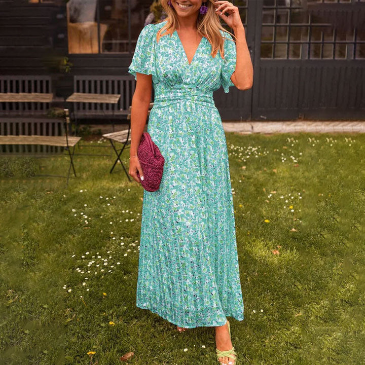 Robe Orée Classique À Col En V